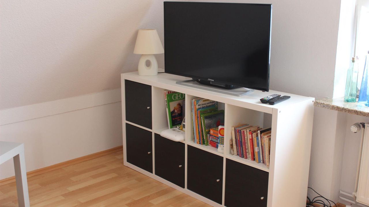 TV TV